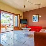 Casa de Férias Elena's House Nea Iraklitsa